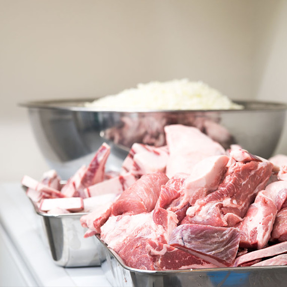 お肉と野菜の写真