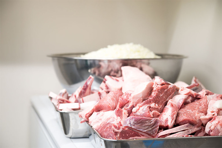 お肉と野菜の写真